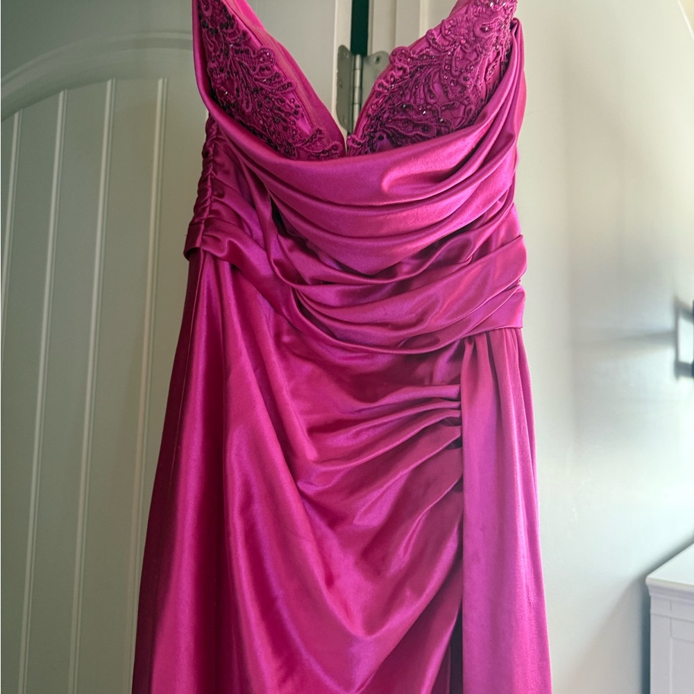 Selling Sherri hill dress